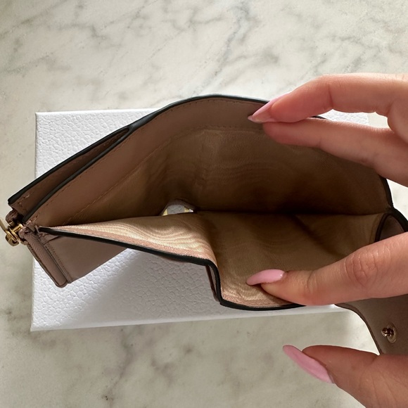 Dior Saddle Lotus Wallet - Picture 4 of 5